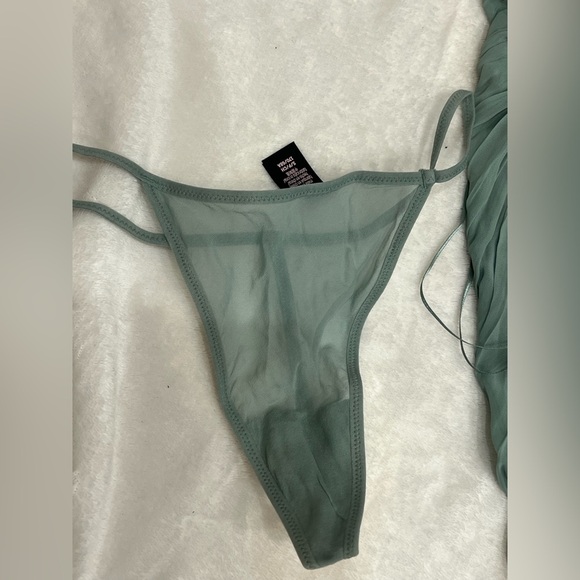 VS Sage Sleep Set - Picture 4 of 6